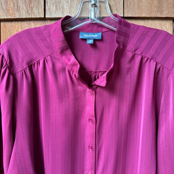 NWOT ModCloth Magenta Long Sleeve Button Down Blouse in Women's 2X - Picture 2 of 10